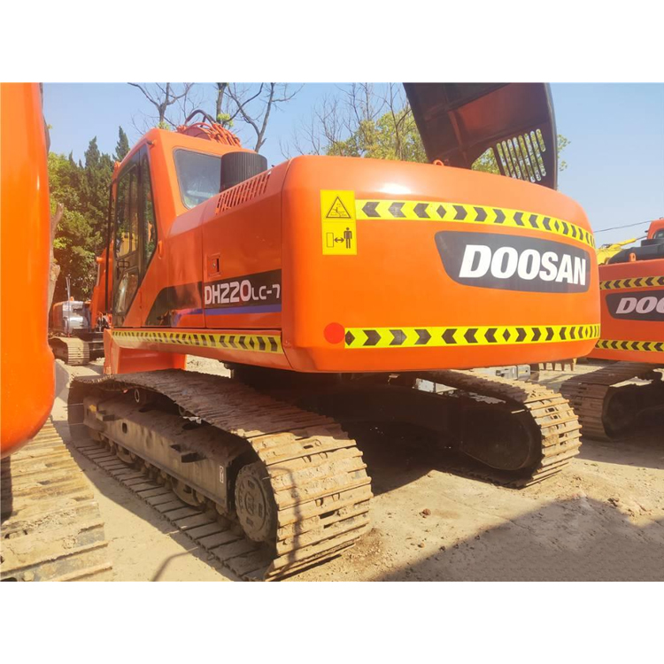 Used DOOSAN DH220LC-7